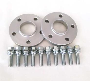 1 Satz SCC Spurverbreiterung inkl. Radschrauben 15mm pro Rad in Silber